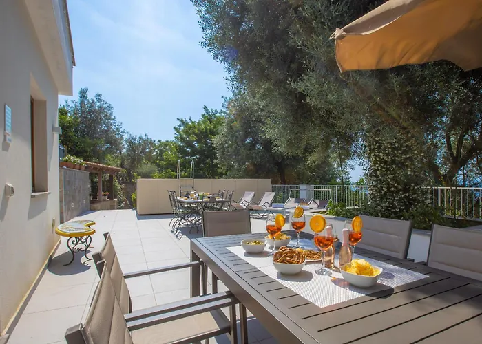 With Pool And Amazing Views Villa *