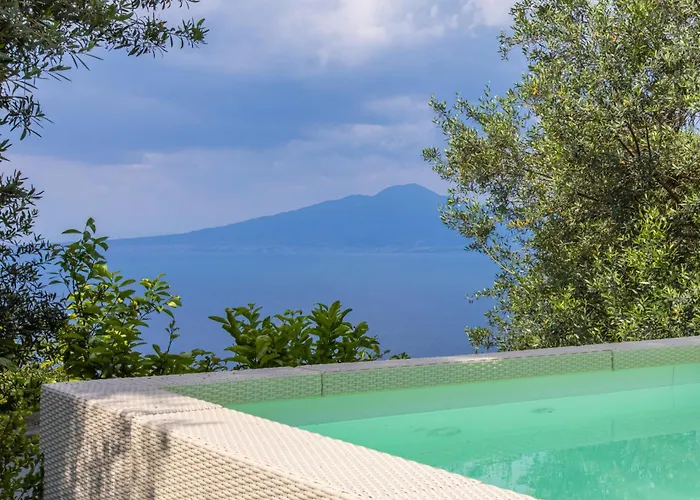 With Pool And Amazing Views * Sorrent