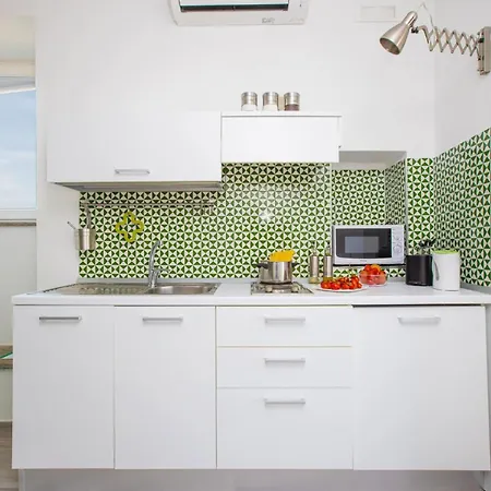 With Pool And Amazing Views * Sorrento