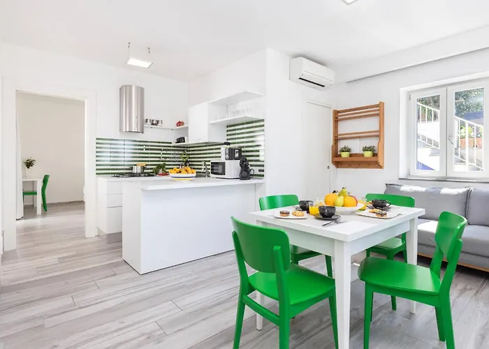 With Pool And Amazing Views فيلة *