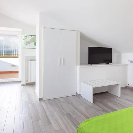 With Pool And Amazing Views *