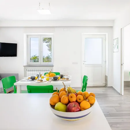 With Pool And Amazing Views Villa Sorrento