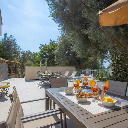 With Pool And Amazing Views Villa *