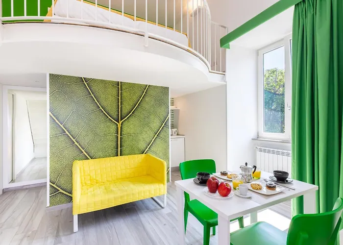 With Pool And Amazing Views * Sorrento